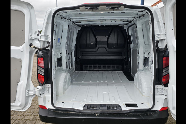 Ford Transit Custom 320 2.0 TDCI L1H1 Trend 136pk | AWD | 4x4 | Adaptieve cruise control | Achteruitrijcamera | Navigatiesysteem |