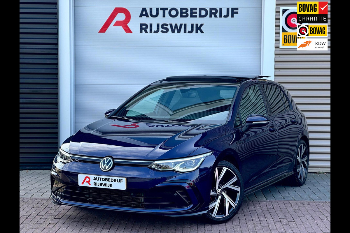 Volkswagen Golf 1.5 eTSI R-Line Pano/IQ.Light/Camera