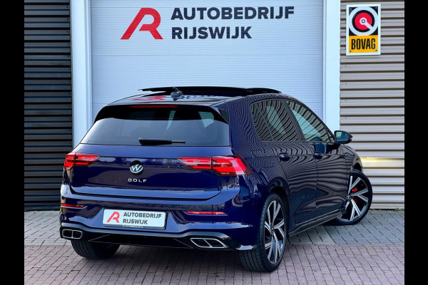Volkswagen Golf 1.5 eTSI R-Line Pano/IQ.Light/Camera
