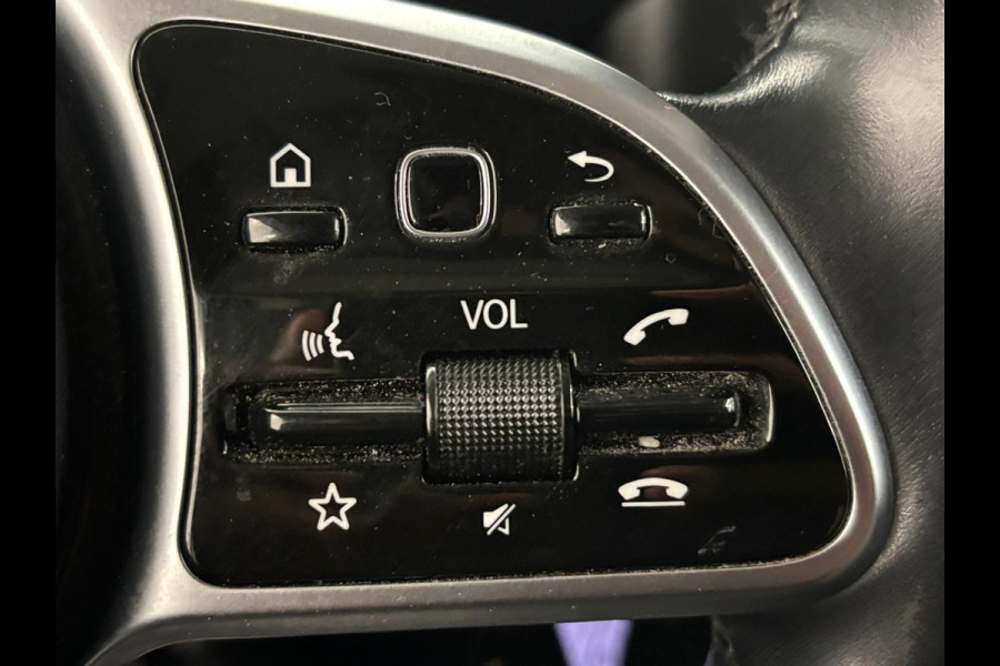 Mercedes-Benz Citan 110 CDI L2 Pro Airco Cruise control Achteruitrijcamera Verwarmde stoel Trekhaak Parkeersensor achter Apple Carplay/ Android Auto