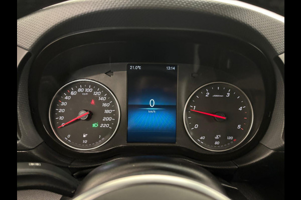 Mercedes-Benz Citan 110 CDI L2 Pro Airco Cruise control Achteruitrijcamera Verwarmde stoel Trekhaak Parkeersensor achter Apple Carplay/ Android Auto
