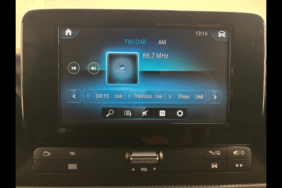 Mercedes-Benz Citan 110 CDI L2 Pro Airco Cruise control Achteruitrijcamera Verwarmde stoel Trekhaak Parkeersensor achter Apple Carplay/ Android Auto