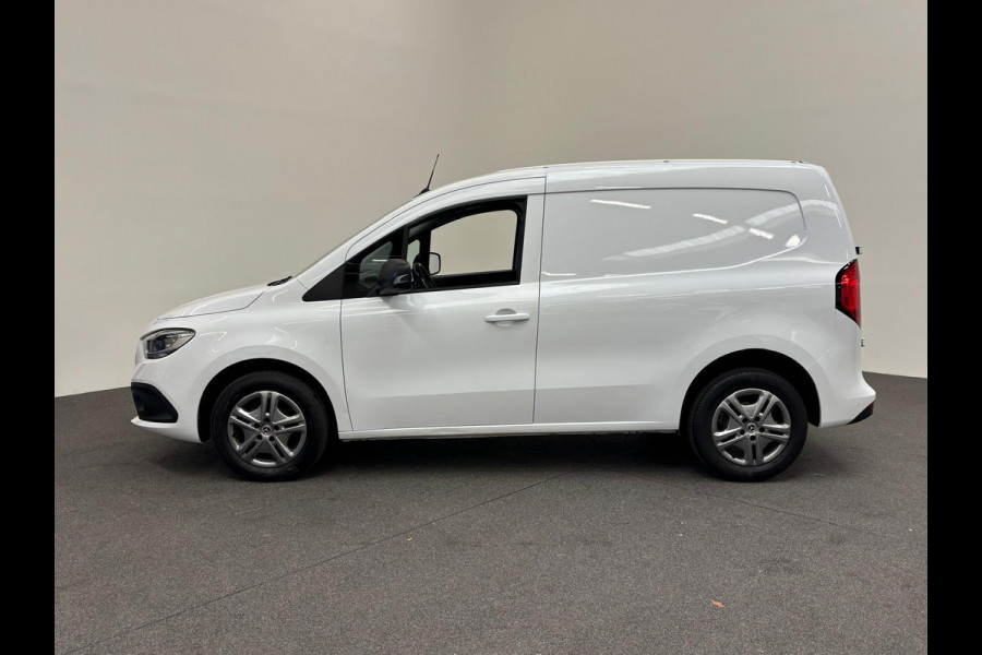 Mercedes-Benz Citan 110 CDI L2 Pro Airco Cruise control Achteruitrijcamera Verwarmde stoel Trekhaak Parkeersensor achter Apple Carplay/ Android Auto