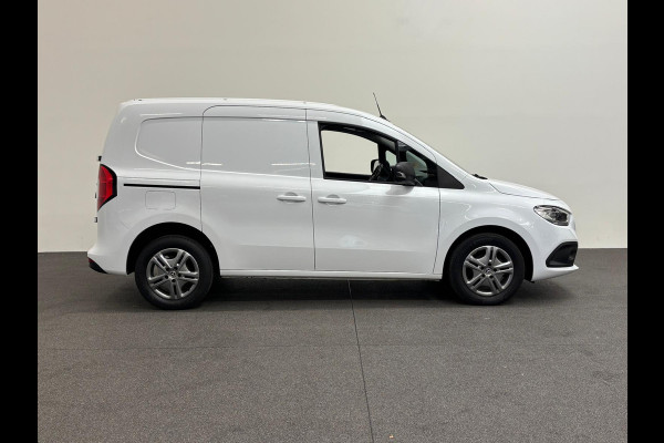 Mercedes-Benz Citan 110 CDI L2 Pro Airco Cruise control Achteruitrijcamera Verwarmde stoel Trekhaak Parkeersensor achter Apple Carplay/ Android Auto