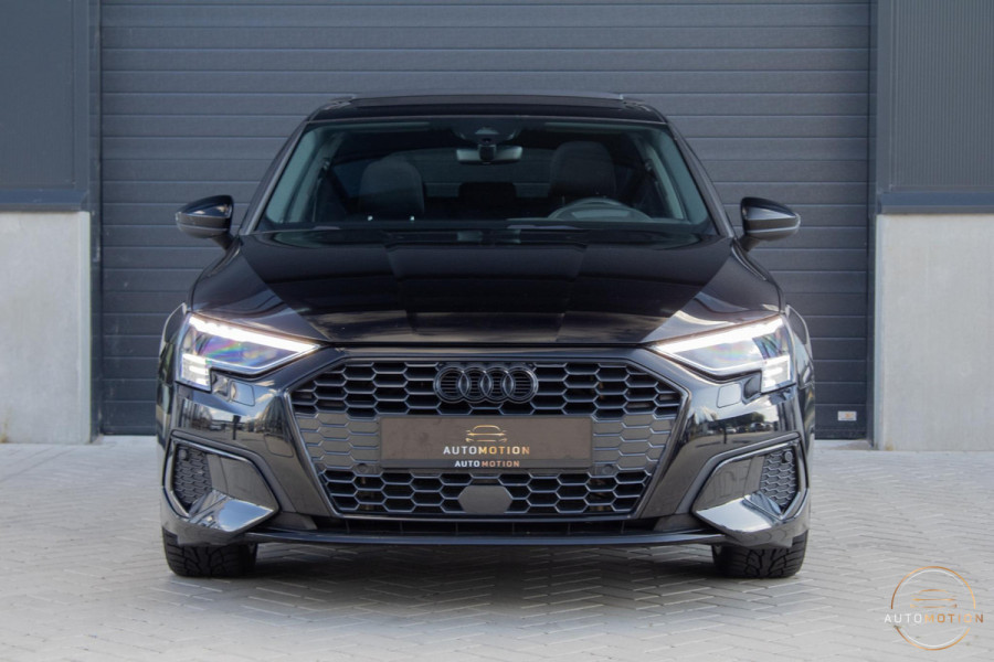 Audi A3 Sportback 40 TFSIe Advanced edition PANO HUD MATRIX CAMERA PARKEER