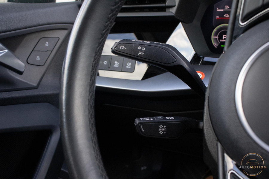 Audi A3 Sportback 40 TFSIe Advanced edition PANO HUD MATRIX CAMERA PARKEER