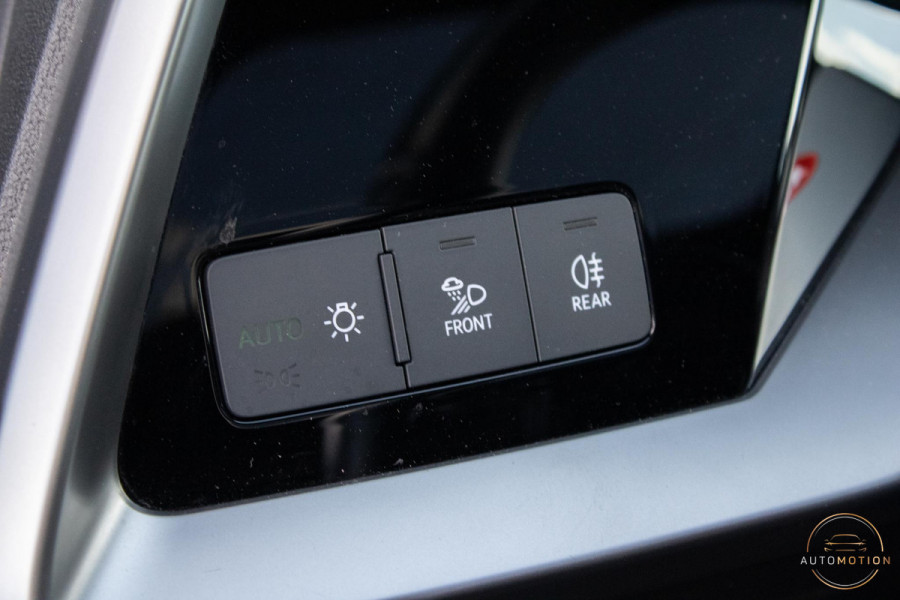 Audi A3 Sportback 40 TFSIe Advanced edition PANO HUD MATRIX CAMERA PARKEER