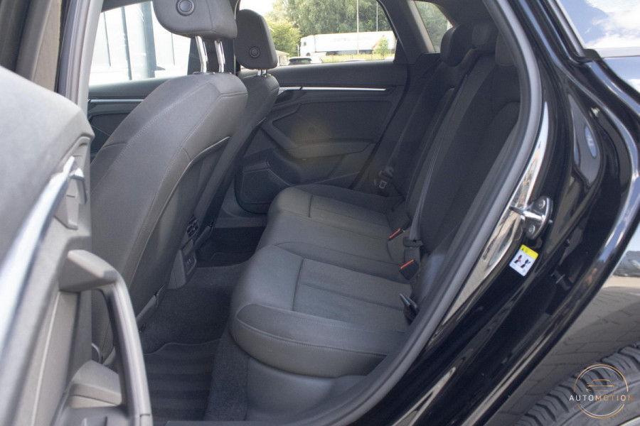 Audi A3 Sportback 40 TFSIe Advanced edition PANO HUD MATRIX CAMERA PARKEER