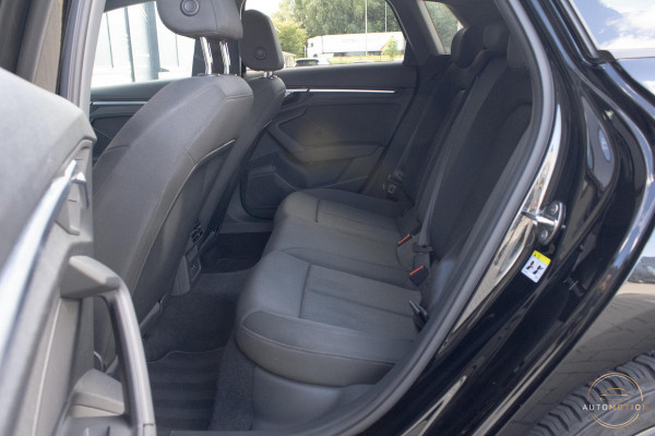 Audi A3 Sportback 40 TFSIe Advanced edition PANO HUD MATRIX CAMERA PARKEER