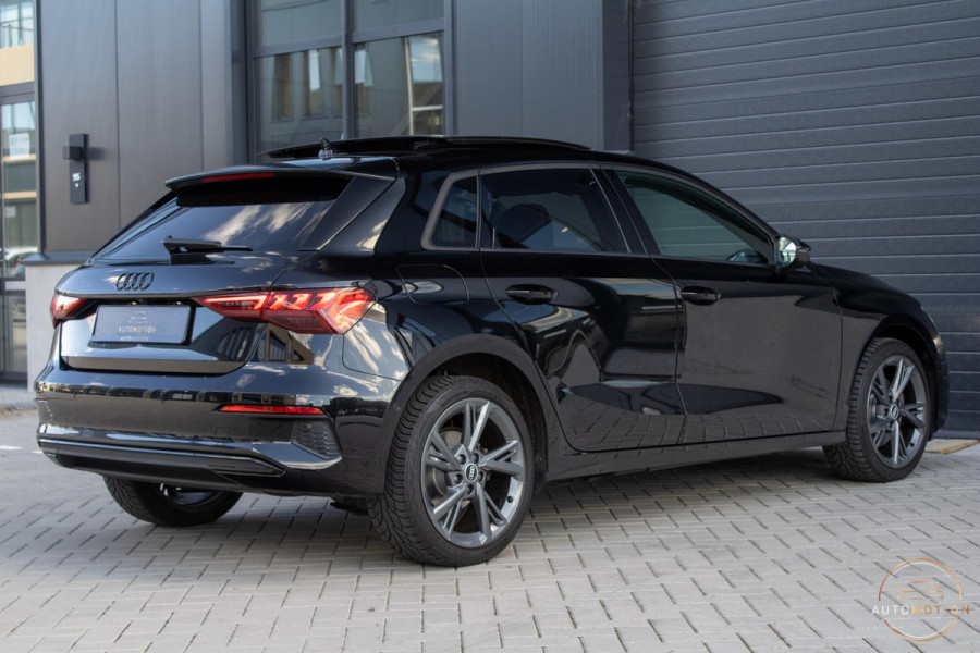 Audi A3 Sportback 40 TFSIe Advanced edition PANO HUD MATRIX CAMERA PARKEER