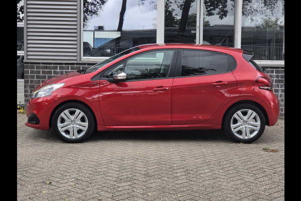 Peugeot 208 1.2 PureTech Signature Carplay Navi Pdc Cruise Controle
