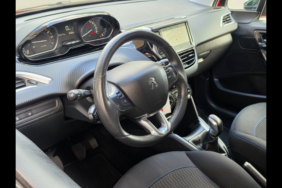 Peugeot 208 1.2 PureTech Signature Carplay Navi Pdc Cruise Controle