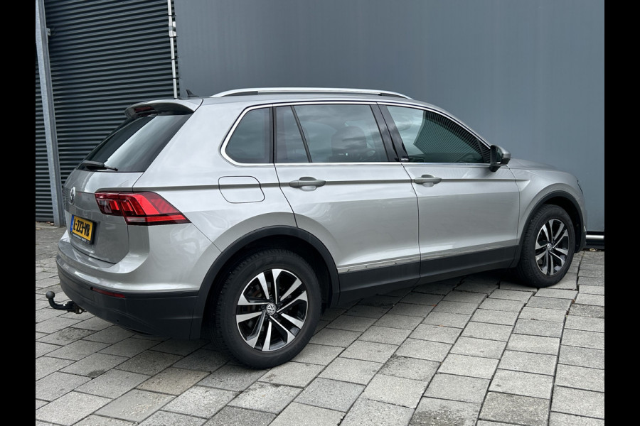 Volkswagen Tiguan BWJ 2020 | 1.5TS 150PK I ACT Highline AUTOMAAT | TREKHAAK | CLIMA | NAVI | PRICAY GLASS | PDC 2X | CARPLAY |