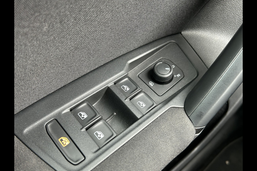 Volkswagen Tiguan BWJ 2020 | 1.5TS 150PK I ACT Highline AUTOMAAT | TREKHAAK | CLIMA | NAVI | PRICAY GLASS | PDC 2X | CARPLAY |