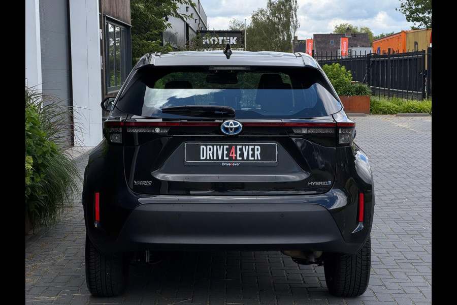 Toyota Yaris Cross 1.5 VVT-I Dynamic M24 NAVI | LED | CAMERA | LANE ASSIST | CR CONTROL