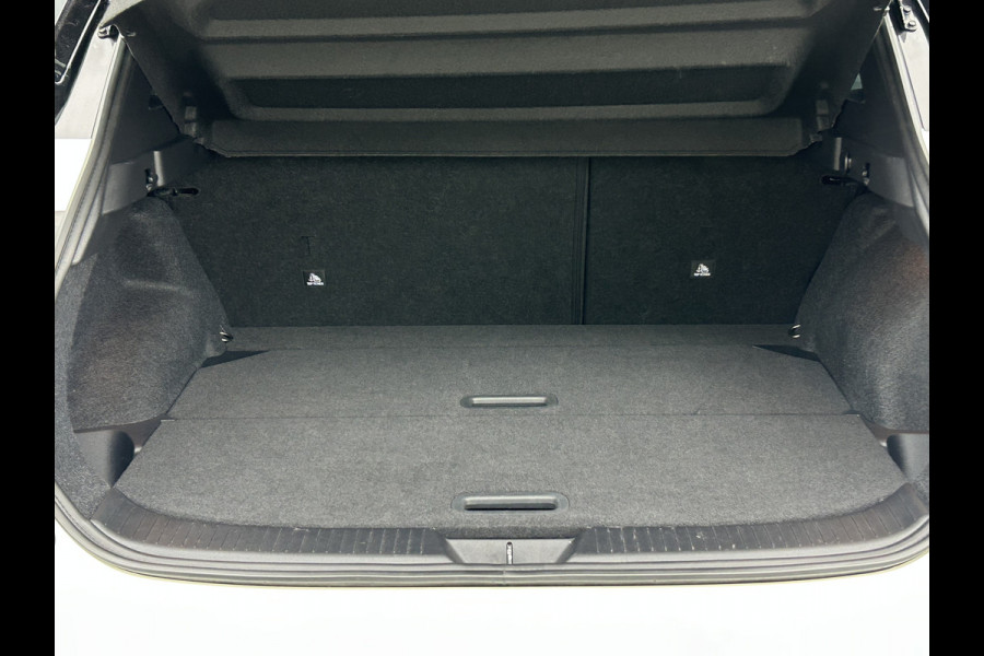 Nissan QASHQAI BWJ 2022 | 1.3 MHEV 141PK Tekna | TREKHAAK | PANO DAK | LEDER/STOF | 360 CAMERA | NAVI | CLIMA | CARPLAY | PDC 2X |