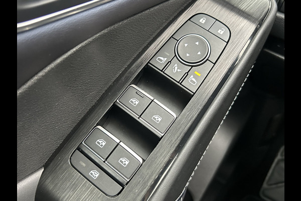 Nissan QASHQAI BWJ 2022 | 1.3 MHEV 141PK Tekna | TREKHAAK | PANO DAK | LEDER/STOF | 360 CAMERA | NAVI | CLIMA | CARPLAY | PDC 2X |