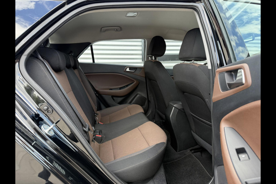 Hyundai i20 1.0 T-GDI Comfort 2e Eigenaar|Camera|Cruise|Trekhaak|PDC|Navi|Clima|Elek ramen|N.A.P|APK tot 07-2027