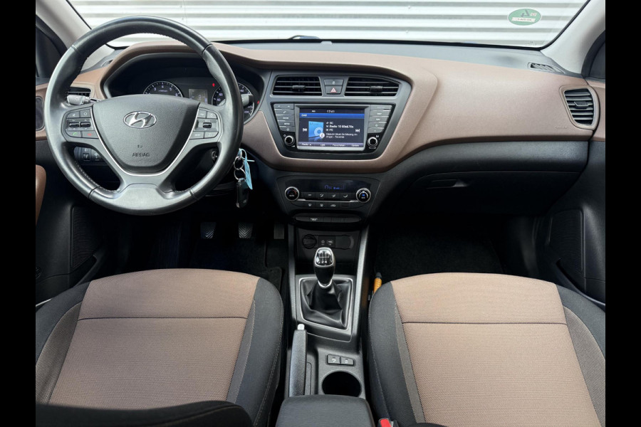 Hyundai i20 1.0 T-GDI Comfort 2e Eigenaar|Camera|Cruise|Trekhaak|PDC|Navi|Clima|Elek ramen|N.A.P|APK tot 07-2027