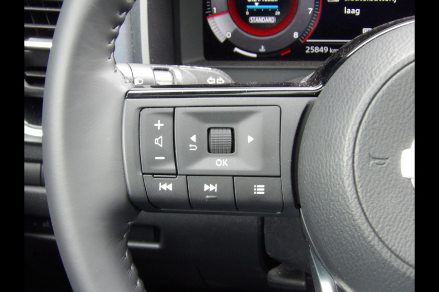 Nissan QASHQAI BWJ 2022 | 1.3 MHEV 141PK Tekna | TREKHAAK | PANO DAK | LEDER/STOF | 360 CAMERA | NAVI | CLIMA | CARPLAY | PDC 2X |