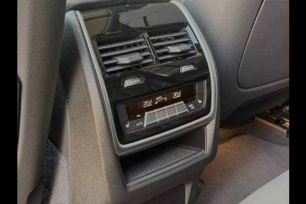 BMW X5 xDrive45e High Executive M-Sport Bowers&Wilkins | Pano | 4WS | Laser | Soft Close