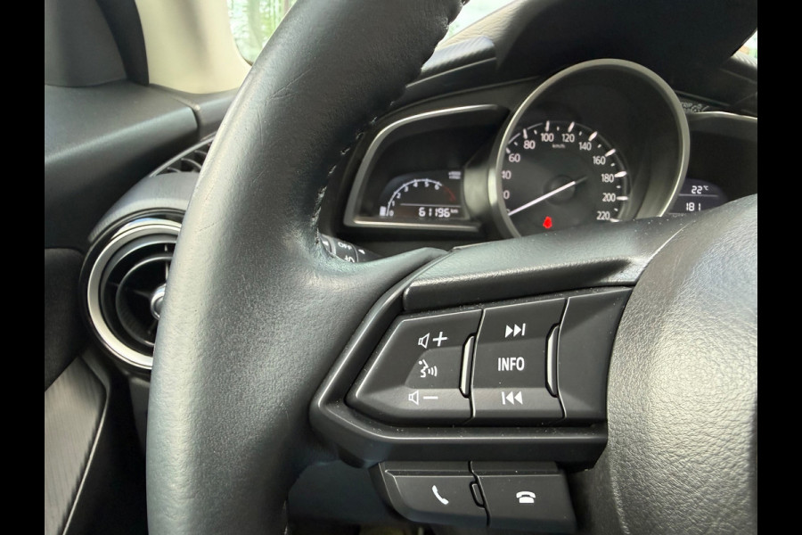 Mazda 2 1.5 Skyactiv-G Dynamic+ - Navi - Airco - Parkeerhulp - Org.NL