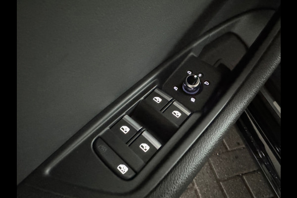 Audi A4 AVANT 35 TFSI Launch edition Sport Leer|Keyless|Carplay