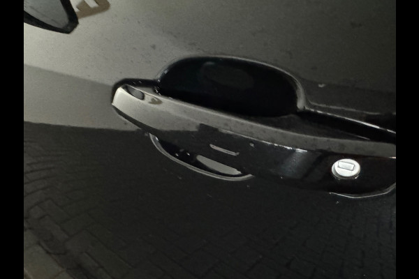 Audi A4 AVANT 35 TFSI Launch edition Sport Leer|Keyless|Carplay