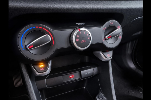 Kia Picanto 1.0 DPi ComfortLine Airco Wireless Carplay Navi Camera Achter Leder Stuurwiel Bluetooth Stoel/stuurwielverwarming