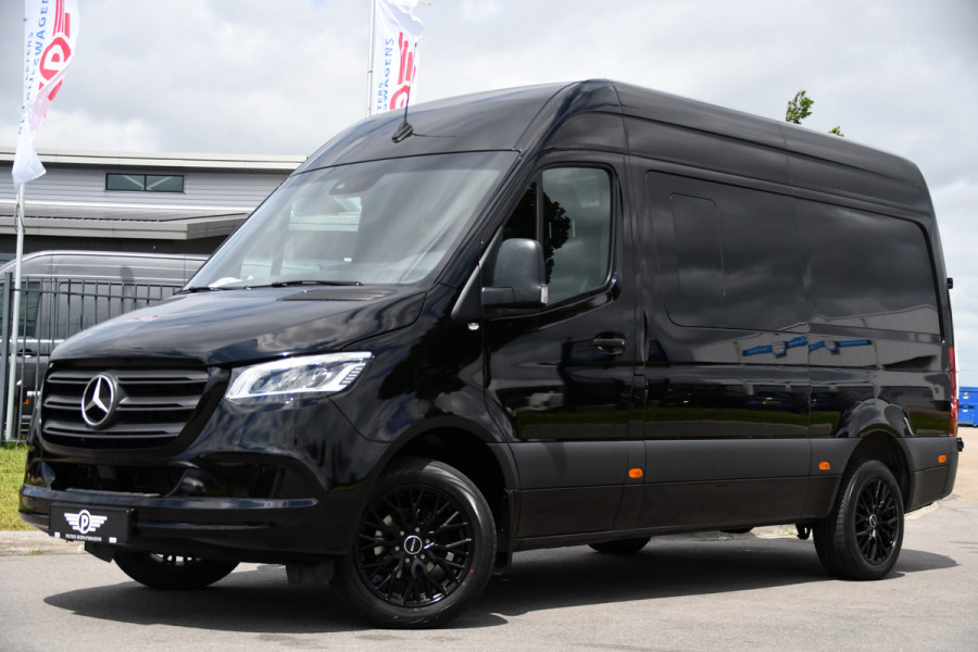 Mercedes-Benz Sprinter 319 3.0 CDI L2H2 DC Black Edition MARGE! Adaptieve Cruise, Camera, LED, Carplay, Standkachel, 10,5'' Mbux, Automaat, 3500kg Trekhaak, Uniek!