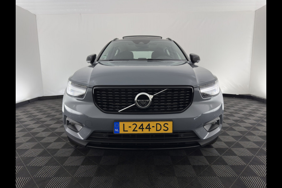 Volvo XC40 1.5 T4 Recharge R-Design Expression {SoH-83%} (Plug-in) (INCL-BTW)  Aut. *PANO | DIGI-COCKPIT | HARMAN/KARDON | BLINDSPOT | KEYLESS | DAB | SPORTSEATS | FULL-LED | NAVI-FULLMAP | CAMERA | ECC | TOWBAR | 18'' ALU*