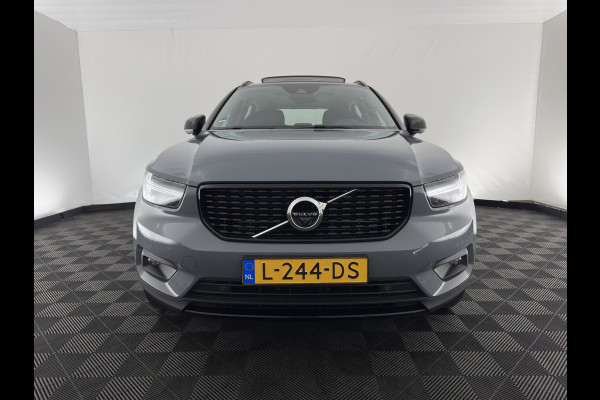 Volvo XC40 1.5 T4 Recharge R-Design Expression {SoH-83%} (Plug-in) (INCL-BTW)  Aut. *PANO | DIGI-COCKPIT | HARMAN/KARDON | BLINDSPOT | KEYLESS | DAB | SPORTSEATS | FULL-LED | NAVI-FULLMAP | CAMERA | ECC | TOWBAR | 18'' ALU*