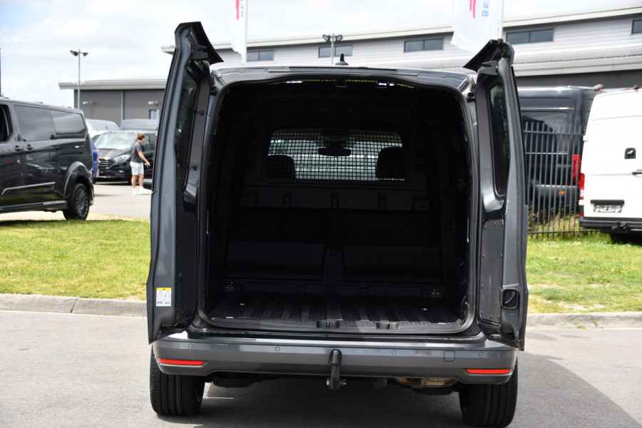 Volkswagen Caddy Cargo 1.5 TSI Exclusive PB Edition Virtual, Adaptieve Cruise, Carplay, LED, 115pk, Automaat, Stoelverwarming, Sensoren, Uniek!