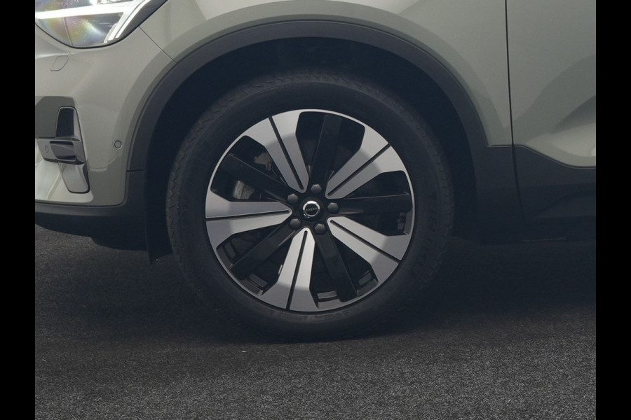 Volvo XC40 Ultimate Recharge Pure 69kWh 231pk Dealer O.H. | Panodak | Warmtepomp | Adaptive Cruise | 360 Camera | Harman / Kardon | Sportstoelen Memory & Verwarmd | Keyless | Blis | Apple Carplay | Google Assistent | DAB |