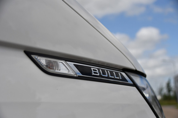 Volkswagen Transporter 2.0 TDI L2H1 28 Bulli Virtual, Camera, Carplay, LED, 150pk, Stoelverwarming, Leder, Automaat, Voorruit verwarming, 2 xStoel, Uniek!