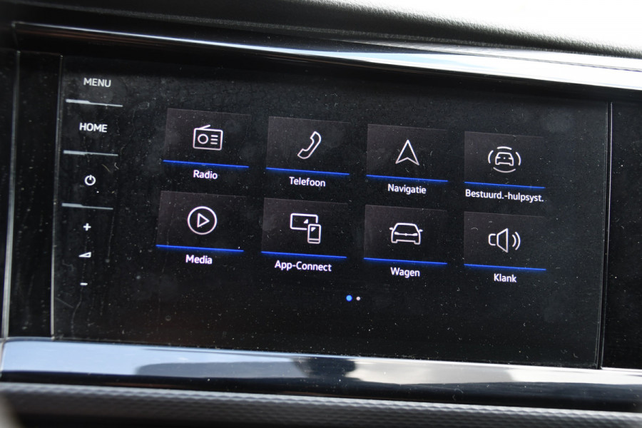 Volkswagen Transporter 2.0 TDI L2H1 28 Bulli Virtual, Camera, Carplay, LED, 150pk, Stoelverwarming, Leder, Automaat, Voorruit verwarming, 2 xStoel, Uniek!
