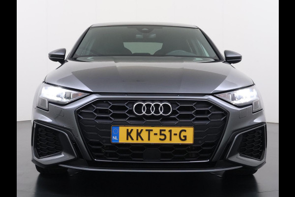 Audi A3 Sportback 45 TFSI e S edition Competition 245 PK PHEV |  S-LINE INTERIEUR & EXTERIEUR | PANORAMADAK | KEYLESS GO & START | BLACK OPTIC PAKKET | STOELVERWARMING | AUDI DEALER ONDERHOUDEN |