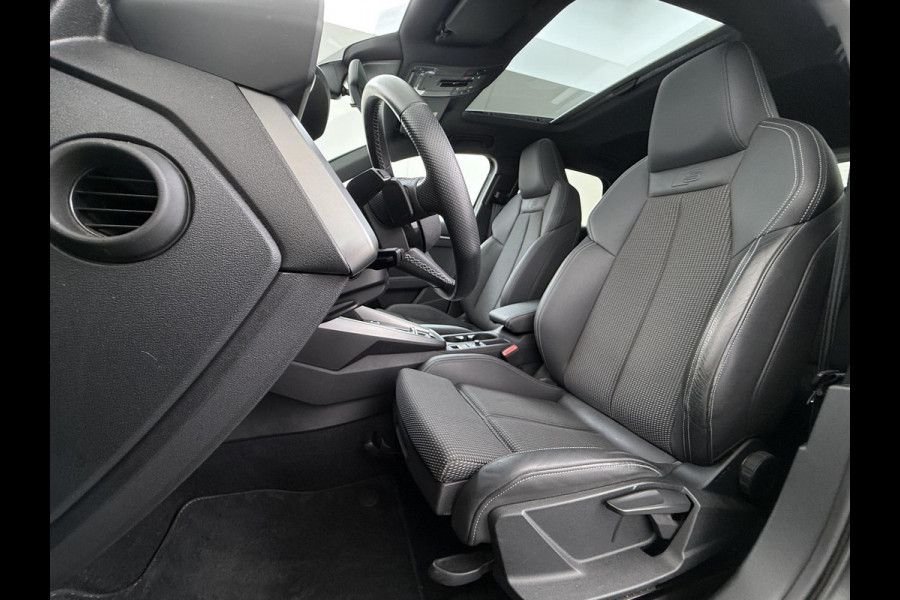 Audi A3 Sportback 45 TFSI e S edition Competition 245 PK PHEV |  S-LINE INTERIEUR & EXTERIEUR | PANORAMADAK | KEYLESS GO & START | BLACK OPTIC PAKKET | STOELVERWARMING | AUDI DEALER ONDERHOUDEN |