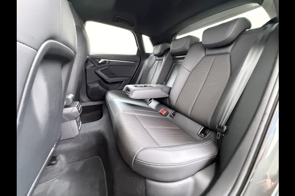 Audi A3 Sportback 45 TFSI e S edition Competition 245 PK PHEV |  S-LINE INTERIEUR & EXTERIEUR | PANORAMADAK | KEYLESS GO & START | BLACK OPTIC PAKKET | STOELVERWARMING | AUDI DEALER ONDERHOUDEN |