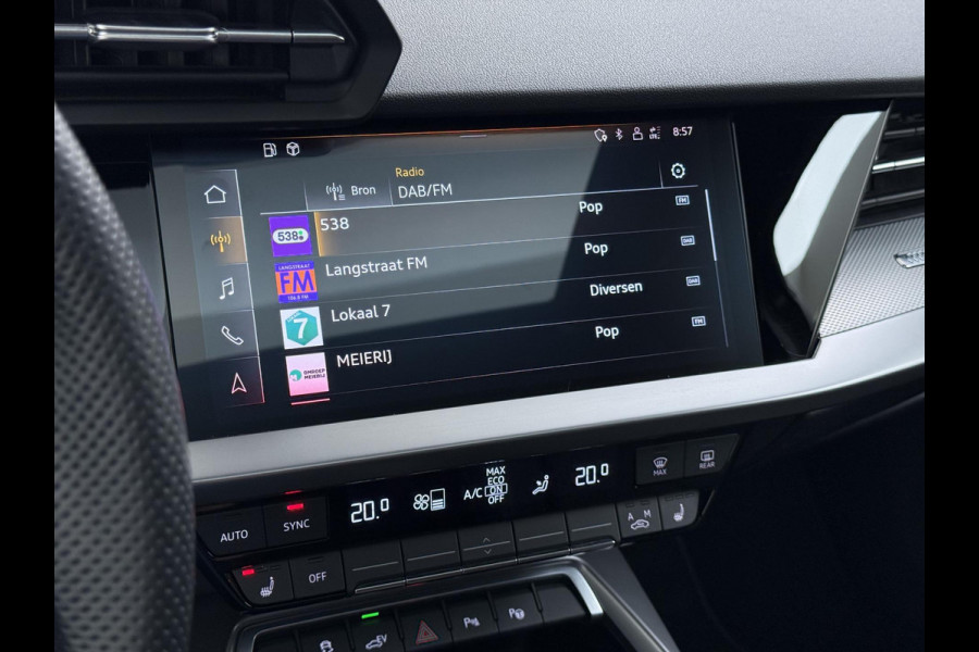 Audi A3 Sportback 45 TFSI e S edition Competition 245 PK PHEV |  S-LINE INTERIEUR & EXTERIEUR | PANORAMADAK | KEYLESS GO & START | BLACK OPTIC PAKKET | STOELVERWARMING | AUDI DEALER ONDERHOUDEN |