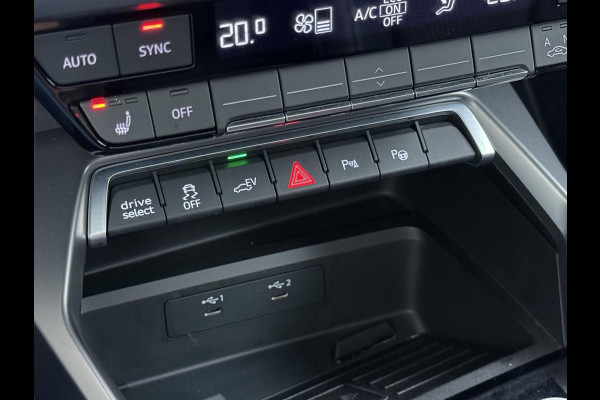 Audi A3 Sportback 45 TFSI e S edition Competition 245 PK PHEV |  S-LINE INTERIEUR & EXTERIEUR | PANORAMADAK | KEYLESS GO & START | BLACK OPTIC PAKKET | STOELVERWARMING | AUDI DEALER ONDERHOUDEN |