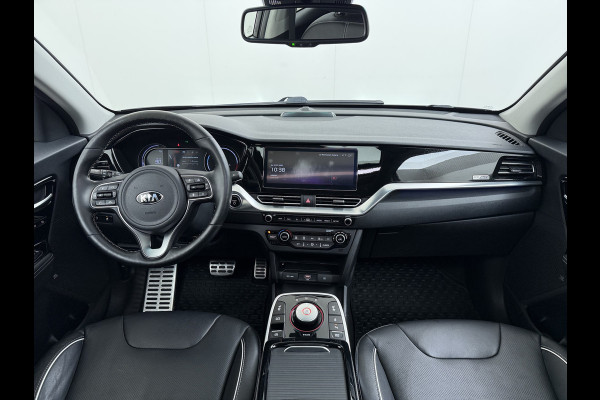 Kia e-Niro ExecutiveLine 64kWh SOH 100% Warmtepomp Panoramadak Adap.Cruise Stoelkoeling+Verwarming JBL®-Audio Leder Elek.Stoelen+Memory Cam Stuur+Achterbankverwarming Blind Spot VESS Lane Assist Lmv Privacy Glas Led Pdc DAB Dealeronderhouden