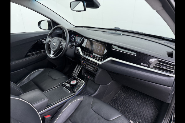 Kia e-Niro ExecutiveLine 64kWh SOH 100% Warmtepomp Panoramadak Adap.Cruise Stoelkoeling+Verwarming JBL®-Audio Leder Elek.Stoelen+Memory Cam Stuur+Achterbankverwarming Blind Spot VESS Lane Assist Lmv Privacy Glas Led Pdc DAB Dealeronderhouden