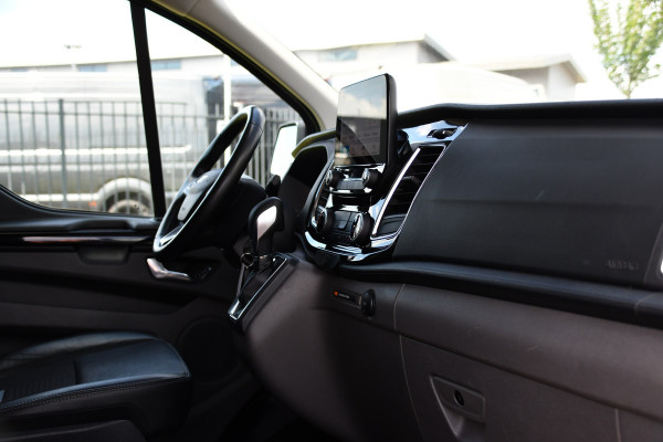 Ford Transit Custom 320 2.0 TDCI L2H1 Active DC PB Edition Camera, Cruise, Carplay, Stoelverwarming, LED, Automaat, 170pk, Sensoren, leder, 2 x Schuifdeur, Automaat, Uniek!
