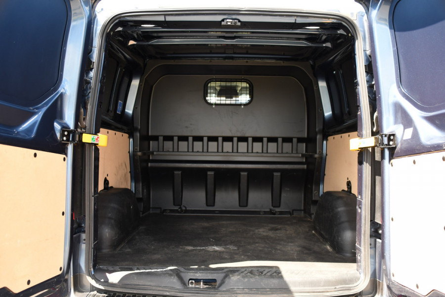 Ford Transit Custom 320 2.0 TDCI L2H1 Active DC PB Edition Camera, Cruise, Carplay, Stoelverwarming, LED, Automaat, 170pk, Sensoren, leder, 2 x Schuifdeur, Automaat, Uniek!