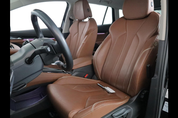 Škoda ENYAQ iV 60 180 pk | SOH 93,53% | Navigatie | Parkeersensoren | Achteruitrijcamera | Lederen bekleding | Matrix LED koplampen | Autom. airco (3 zones) | Stoelverwarming |
