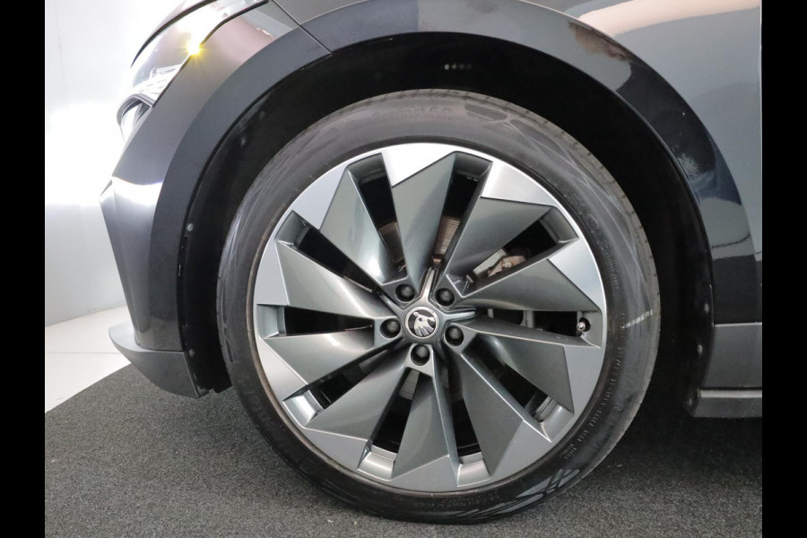 Škoda ENYAQ iV 60 180 pk | SOH 93,53% | Navigatie | Parkeersensoren | Achteruitrijcamera | Lederen bekleding | Matrix LED koplampen | Autom. airco (3 zones) | Stoelverwarming |