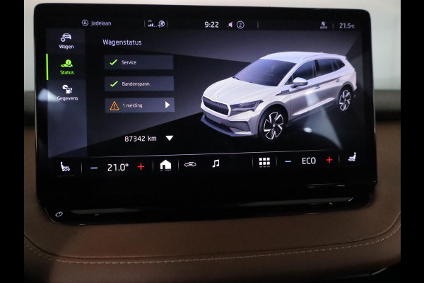 Škoda ENYAQ iV 60 180 pk | SOH 93,53% | Navigatie | Parkeersensoren | Achteruitrijcamera | Lederen bekleding | Matrix LED koplampen | Autom. airco (3 zones) | Stoelverwarming |