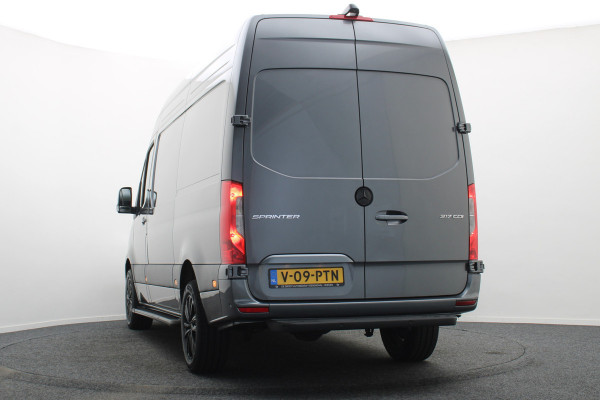 Mercedes-Benz Sprinter 317 CDI Automaat L2H2 Pro 3-Zits, Airco, Cruise, Camera, Navigatie, Bluetooth, PDC, Trekhaak, 18''