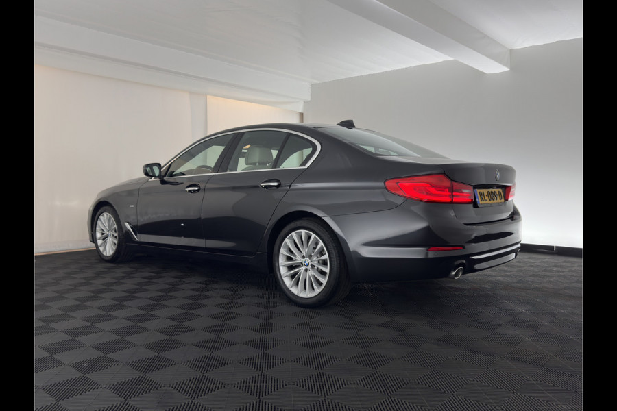 BMW 5 Serie 520d High Executive Luxury-Line Aut. *LEDER | FULL-LED | MEMORY-PACK | DIGI-COCKPIT | HEATED-COMFORTSEATS | AMBIENTLIGHT | NAVI-FULLMAP | ECC | PDC | CRUISE | 18''ALU*